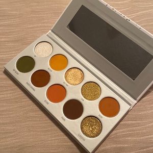 MORPHE Jaclyn Hill Armed & Gorgeous Palette